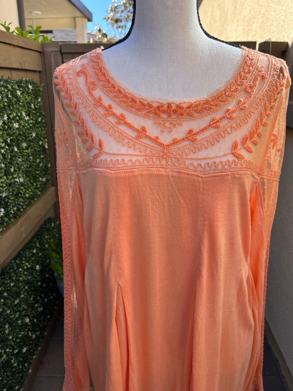 Retro Free People Peach Embroidered Boho Tunic Top 100% ryon - Picture 9 of 15